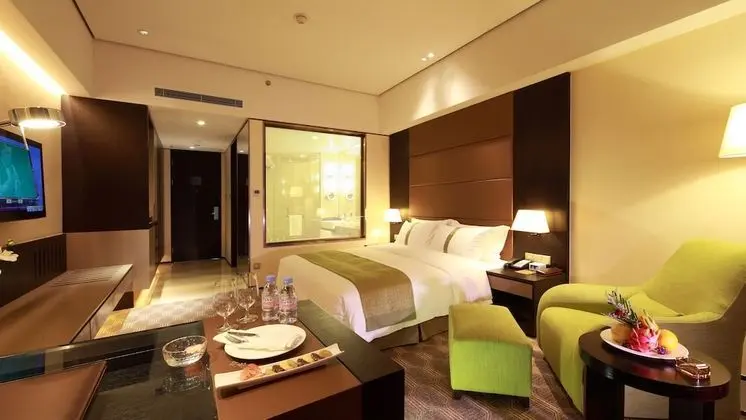 Standard Oda, 1 En Büyük (King) Boy Yatak, Sigara İçilmez (Mid Floor)