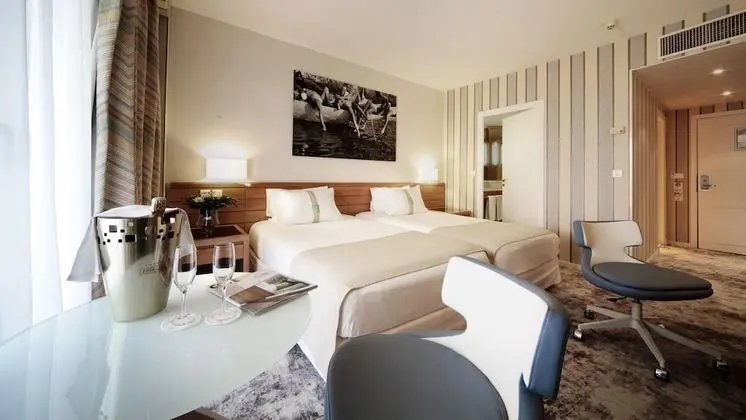 Premium Oda, 2 Tek Kişilik Yatak, Balkon, Bahçe Manzaralı