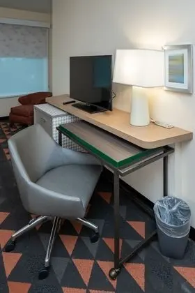 Oda, 1 En Büyük (King) Boy Yatak, Engellilere Uygun, Sigara İçilmez (Hearing Accessible)