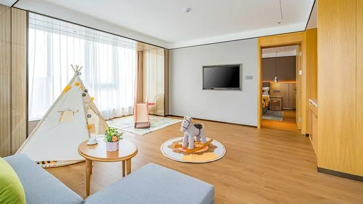 Süit, 1 Yatak Odası (Dining Area)