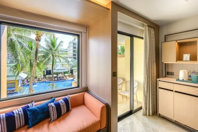 Premium Oda, 1 En Büyük (King) Boy Yatak, Balkon, Havuz Manzaralı