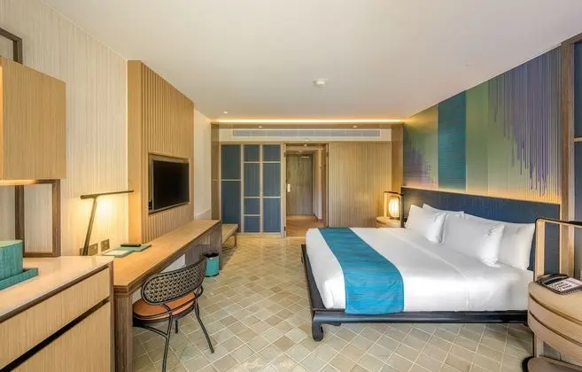 Premium Oda, 1 En Büyük (King) Boy Yatak, Balkon, Havuz Manzaralı