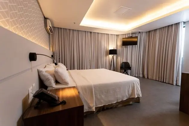 Deluxe Tek Büyük Yataklı Oda