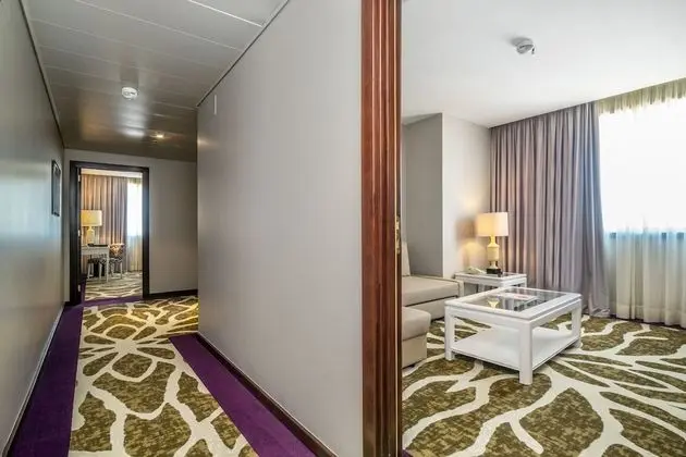Süit, 2 Tek Kişilik Yatak, Nehir Manzaralı (River View)