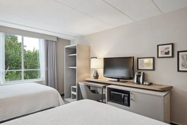 Standard Oda, 2 Büyük (Queen) Boy Yatak, Engellilere Uygun (Mobility, Transfer Shower)