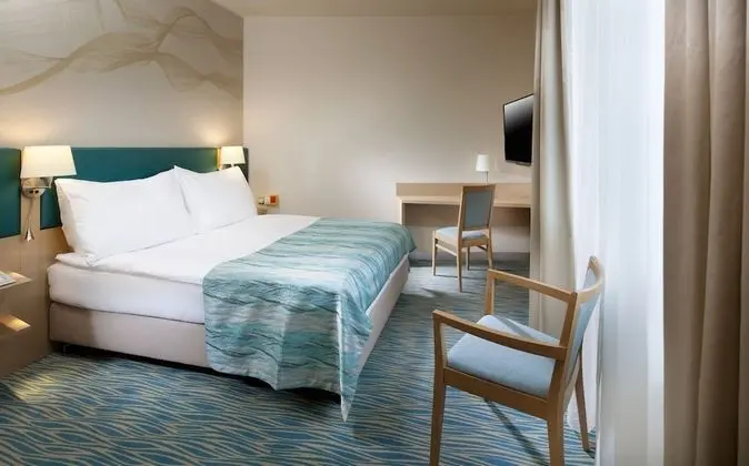 Standard Oda, 1 En Büyük (King) Boy Yatak, Engellilere Uygun