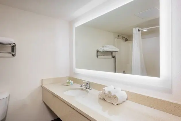 Standard Oda, 2 Büyük (Queen) Boy Yatak