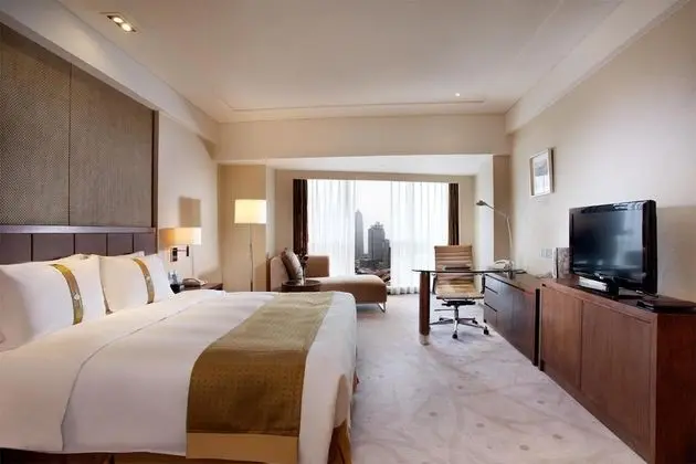 Premium Oda, 1 En Büyük (King) Boy Yatak, Sigara İçilmez (High Floor)