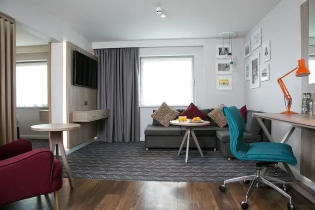 Süit, 1 En Büyük (King) Boy Yatak (Additional Living Area)