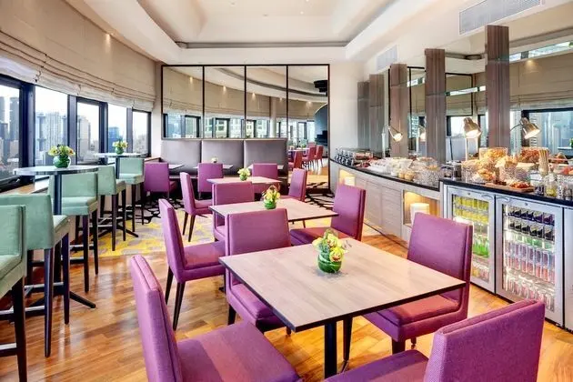 Süit, 1 En Büyük (King) Boy Yatak, Business Dinlenme Salonu Kullanımı (High Floor)