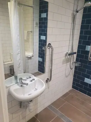 Standard Oda, 1 Çift Kişilik Yatak, Engellilere Uygun