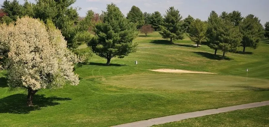 Oda, 1 En Büyük (King) Boy Yatak, Golf Manzaralı