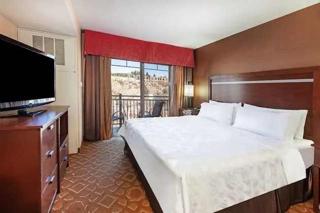 Süit, 1 En Büyük (King) Boy Yatak ve Çekyat, Balkon