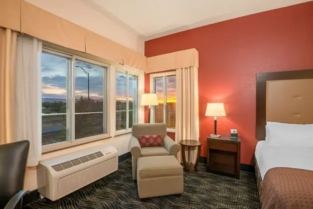 Çift ​​kişilik King Size Bed