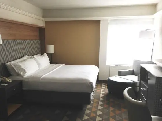 Standard Oda, 1 En Büyük (King) Boy Yatak