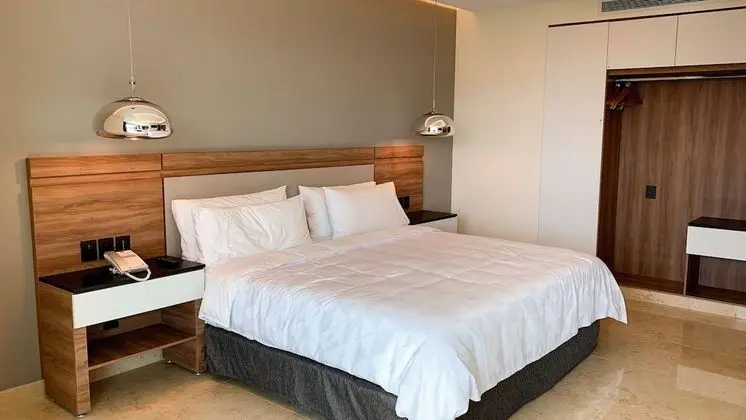 Süit, 1 En Büyük (King) Boy Yatak, Şehir Manzaralı