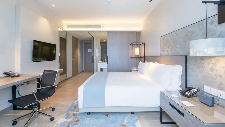 Standard Oda, 1 En Büyük (King) Boy Yatak (High Floor)