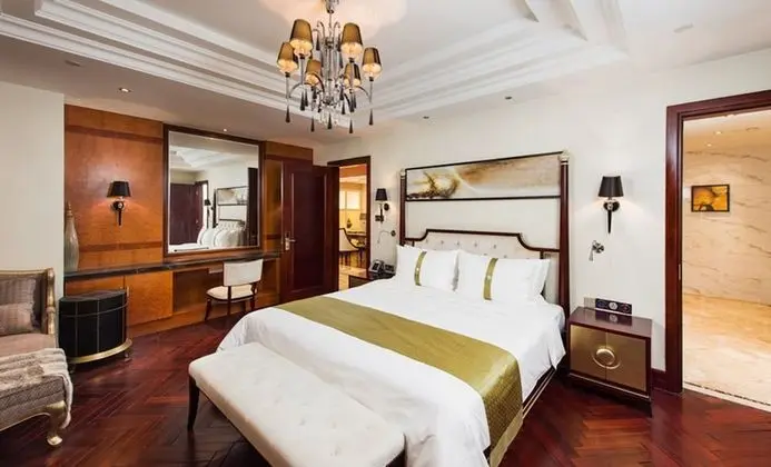 Süit, 1 En Büyük (King) Boy Yatak, Mutfak, Şehir Manzaralı (Living Dining)