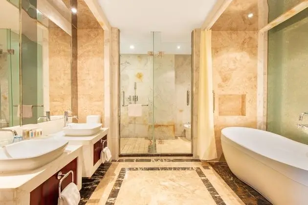 Süit, 1 En Büyük (King) Boy Yatak, Mutfak, Şehir Manzaralı (Living Dining)