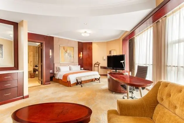 Süit, 1 En Büyük (King) Boy Yatak, Şehir Manzaralı