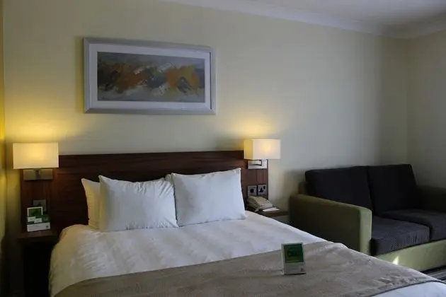 Oda, 1 Çift Kişilik Yatak