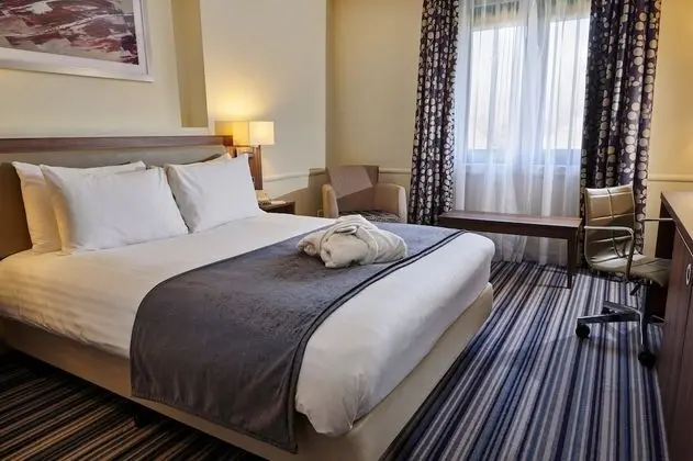 Standard Oda, 1 En Büyük (King) Boy Yatak