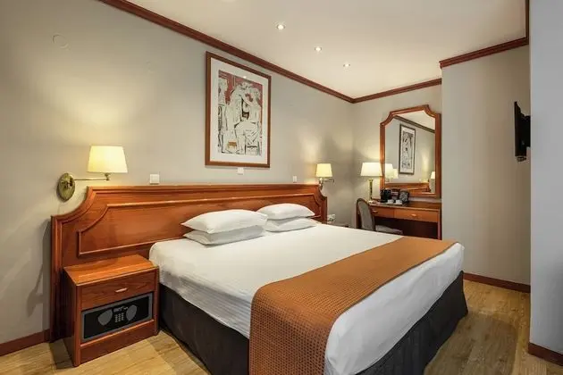 Süit, 1 En Büyük (King) Boy Yatak, Sigara İçilmez