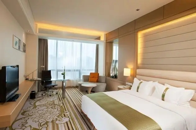 Club Oda (Holiday Inn Club Room)