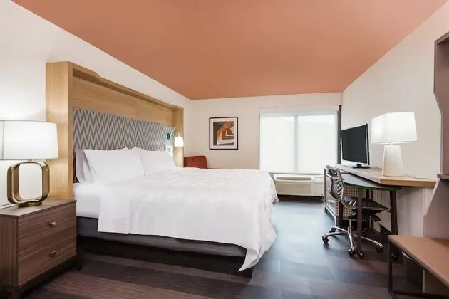 Standard Oda, 1 En Büyük (King) Boy Yatak