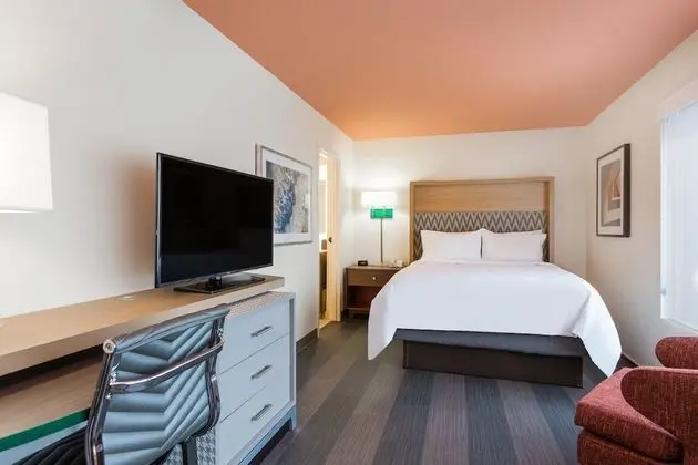 Standard Oda, 2 Büyük (Queen) Boy Yatak