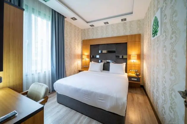Garden Suite,Kara Manzaralı,Özel Bahçeli