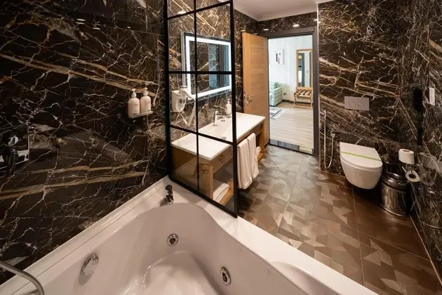 Roof suite,Kara Manzaralı,Jakuzili