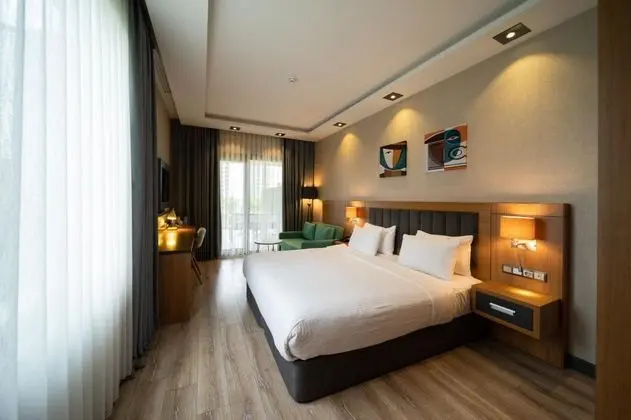 Standart Garden Room, Kara Manzaralı, Özel Bahçeli