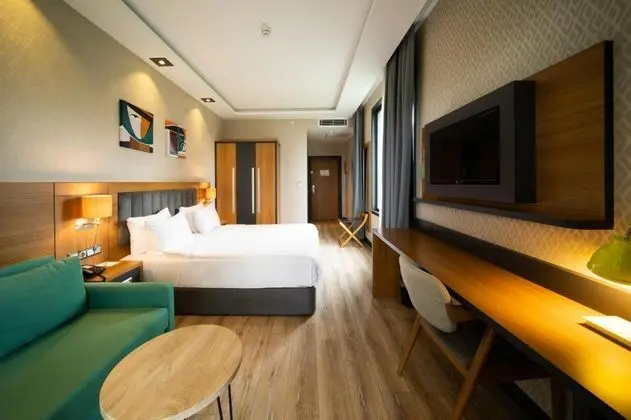 Standart Garden Room, Kara Manzaralı, Özel Bahçeli