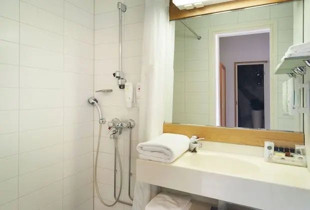 Premium Oda, 1 En Büyük (King) Boy Yatak