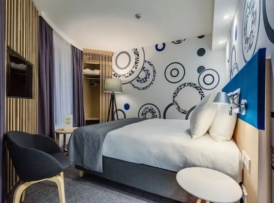 Süit, 1 En Büyük (King) Boy Yatak, Şehir Manzaralı