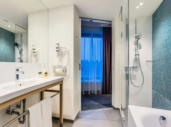 Süit, 1 En Büyük (King) Boy Yatak, Şehir Manzaralı