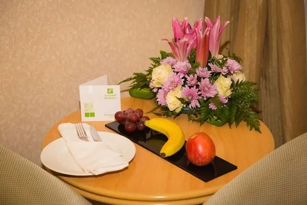 Standard Oda, 1 En Büyük (King) Boy Yatak, Havuz Manzaralı