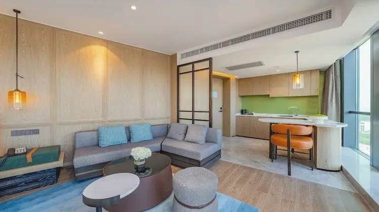 Premium Oda, 1 En Büyük (King) Boy Yatak (Living Area)