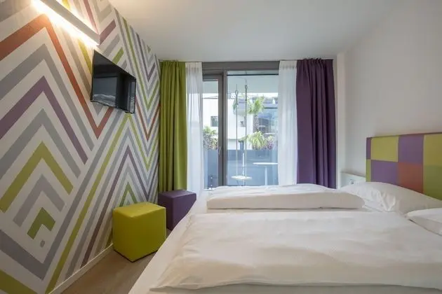 Design Oda, 1 Çift Kişilik veya 2 Tek Kişilik Yatak