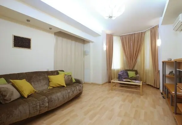 Business Apart Daire, 1 Büyük (Queen) Boy Yatak ve Çekyat