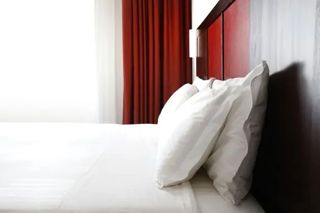 Büyük Yataklı Tek Kişilik Oda