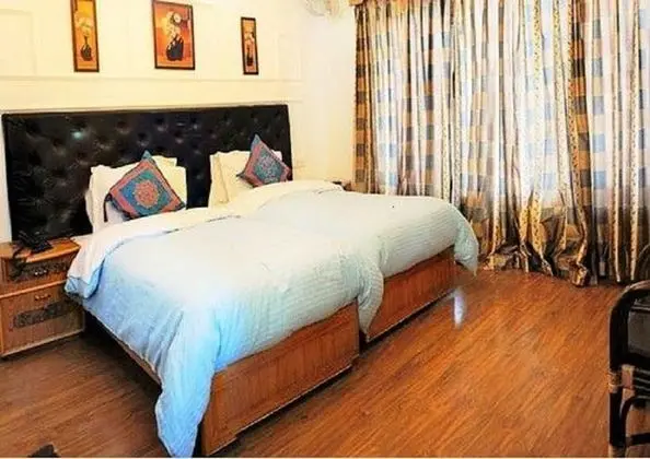 Deluxe Tek Büyük Yataklı Oda, 1 Çift Kişilik Yatak, Sigara İçilebilir