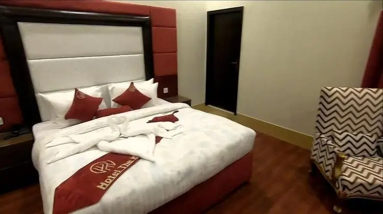 Deluxe Tek Büyük veya İki Ayrı Yataklı Oda