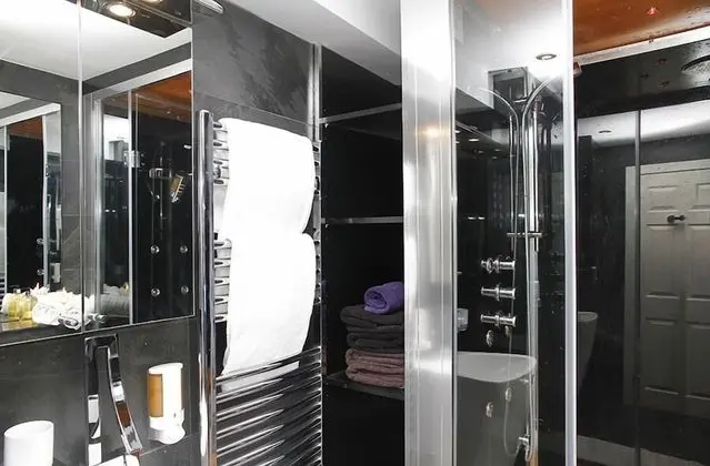 Apart Daire, Özel Banyo, Bahçe Manzaralı (Iffley Flat 4)