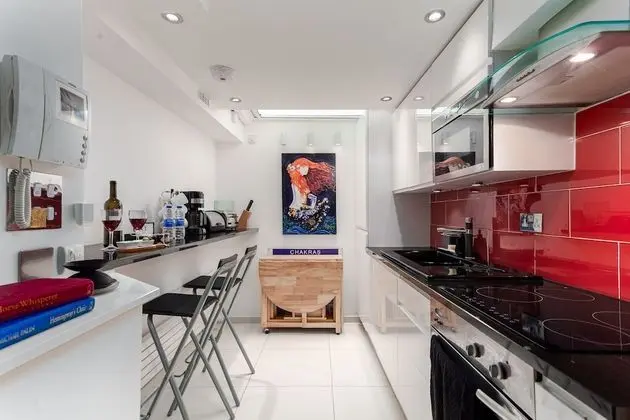 Superior Stüdyo, Banyolu/Duşlu (Iffley Flat 1)