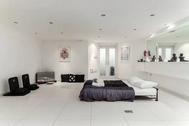 Superior Stüdyo, Banyolu/Duşlu (Iffley Flat 1)