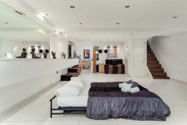 Superior Stüdyo, Banyolu/Duşlu (Iffley Flat 1)