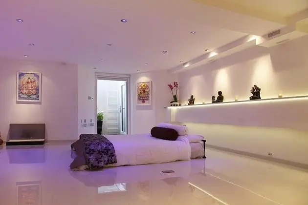 Superior Stüdyo, Banyolu/Duşlu (Iffley Flat 1)