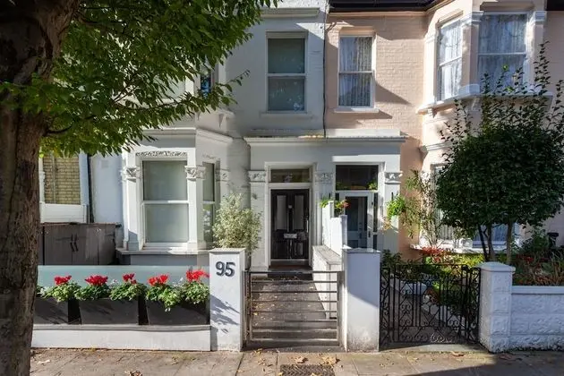 Superior Stüdyo, Banyolu/Duşlu (Iffley Flat 1)